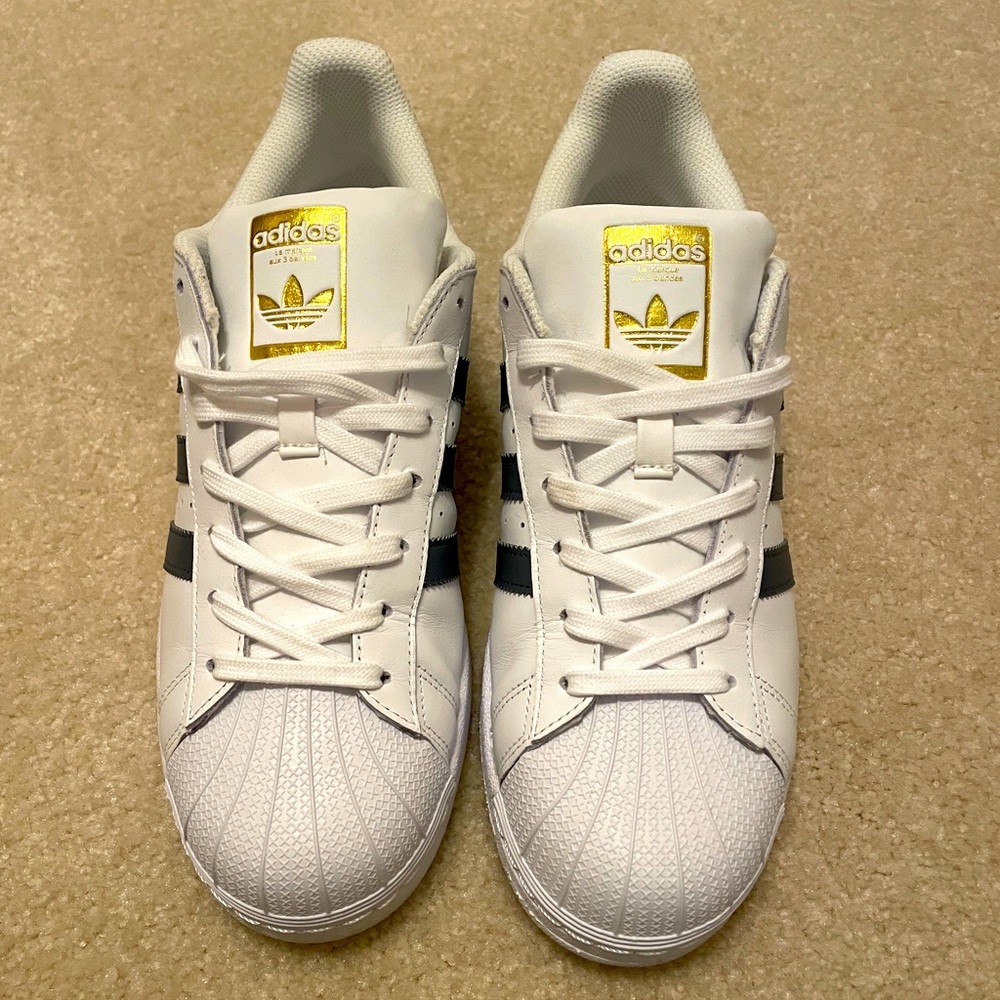 ADIDAS Superstar Originals NEW 9.5 men’s